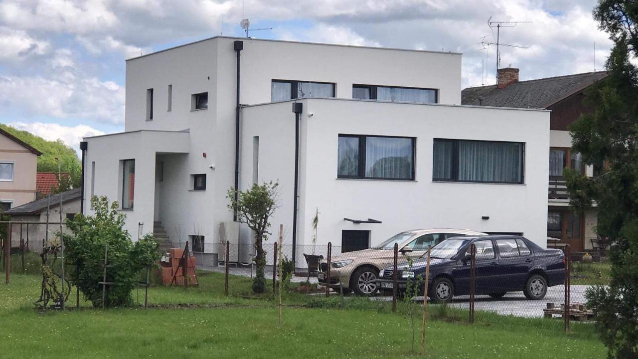 Apartman Gabriela Roudne Ngoại thất bức ảnh
