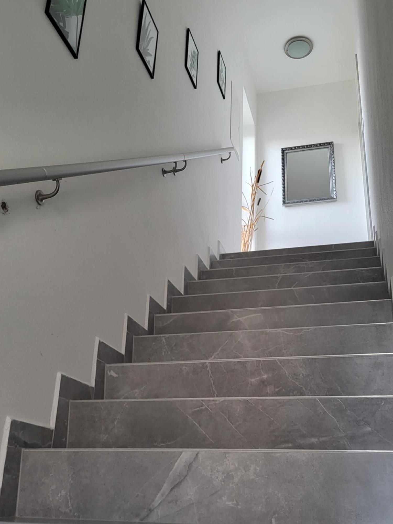 Apartman Gabriela Roudne Ngoại thất bức ảnh