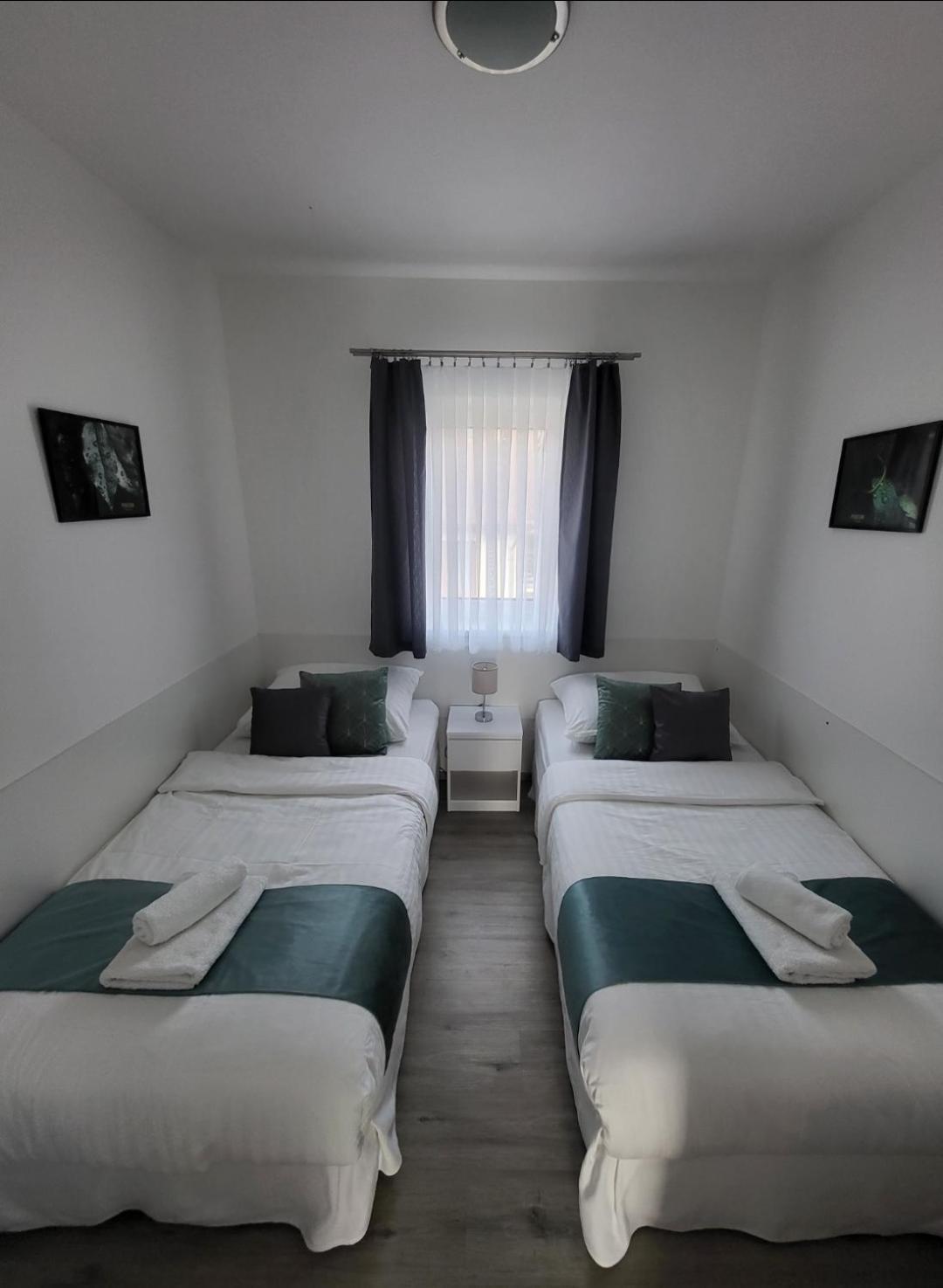 Apartman Gabriela Roudne Ngoại thất bức ảnh