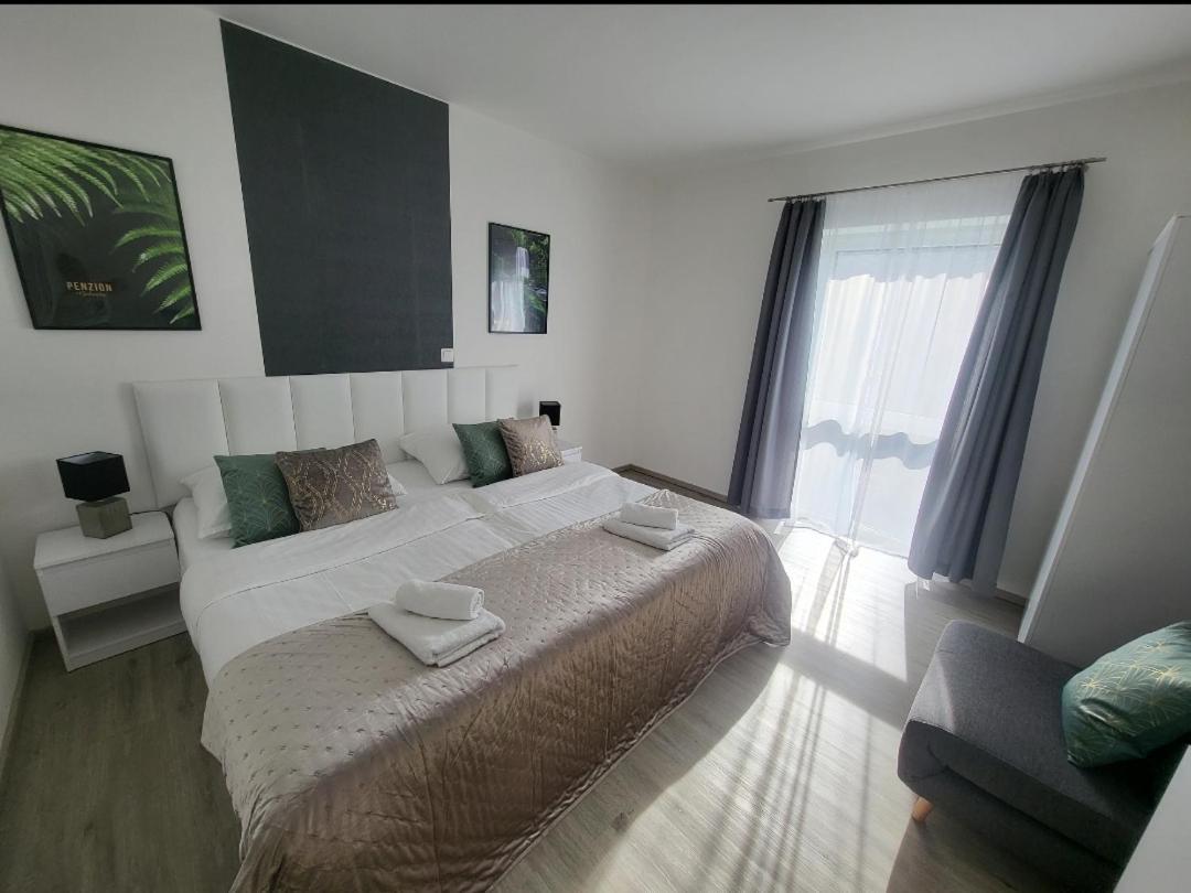 Apartman Gabriela Roudne Ngoại thất bức ảnh