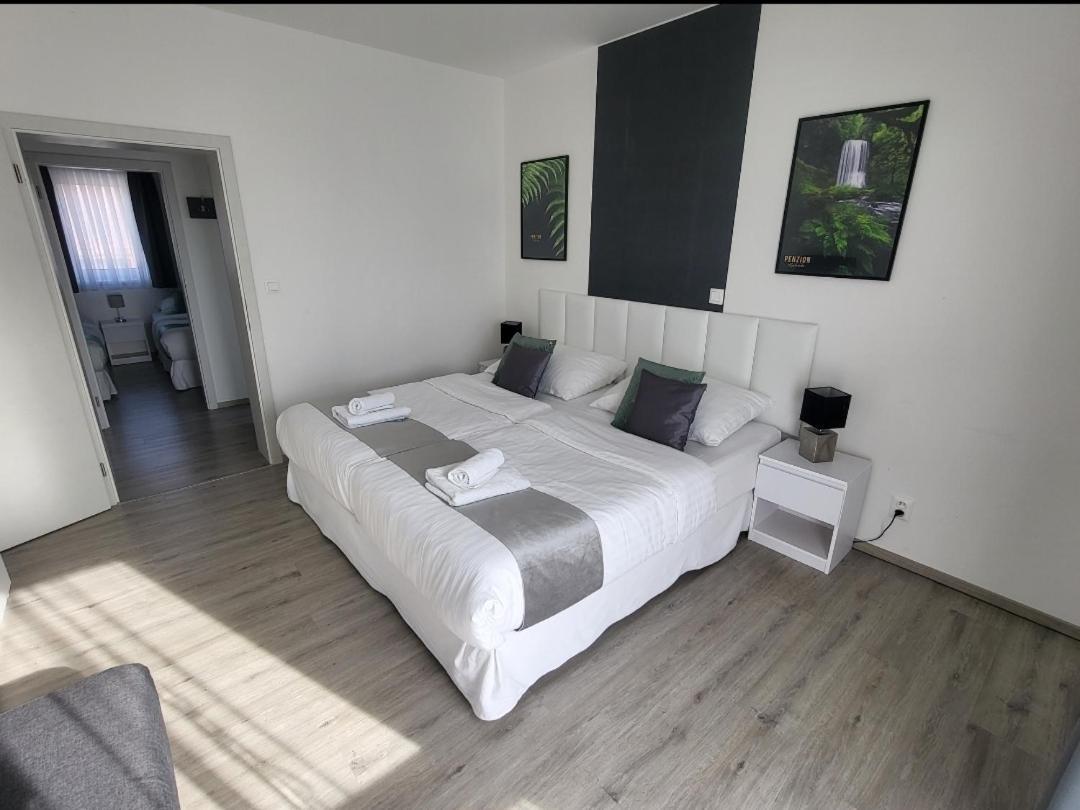 Apartman Gabriela Roudne Ngoại thất bức ảnh